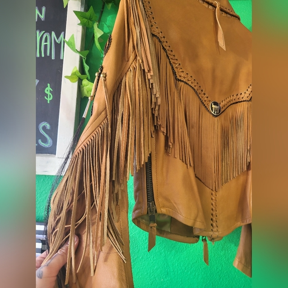 NEVER WORN VINTAGE ONE OF A KIND HANDMADE REAL LEATHER FRINGE WESTERN JACKET - Picture 10 of 11
